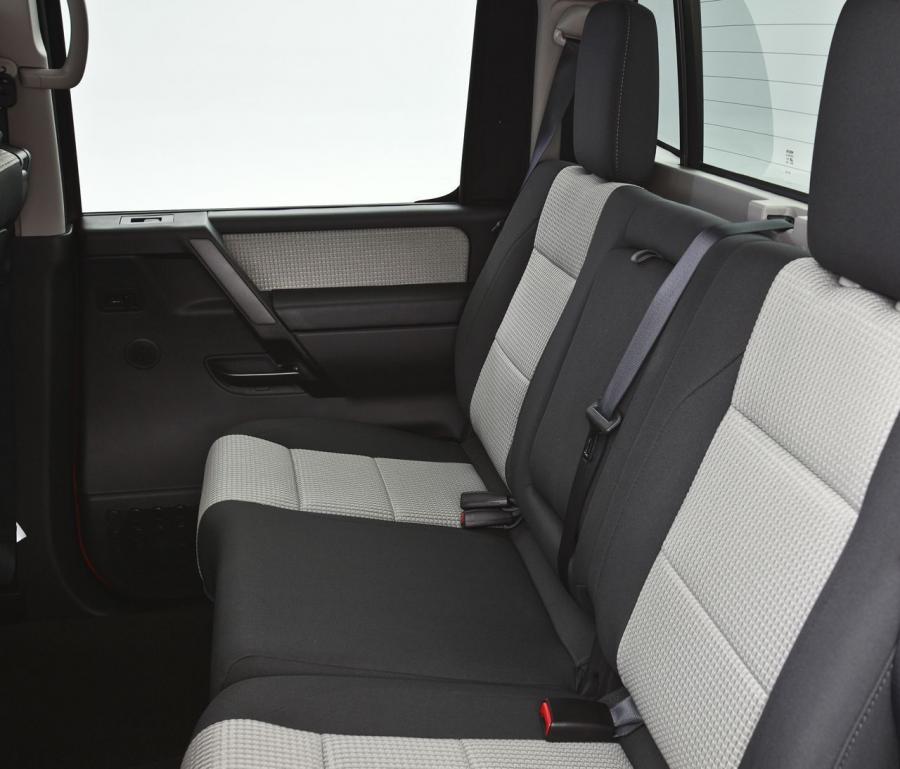  Nissan Titan Appearance Package 2012 года  (фото 4 из 20)